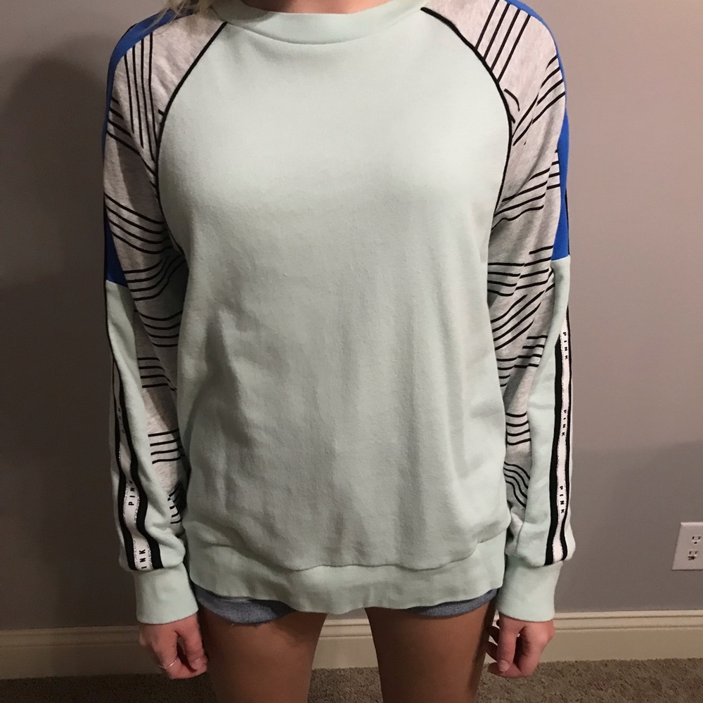 BRAND NEW PINK VS sweatshirt